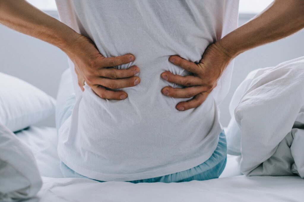 7 maux de dos à prendre vraiment au sérieux